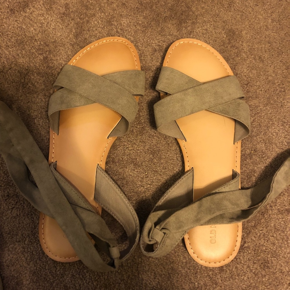 Old Navy ankle wrap sandals NWOT